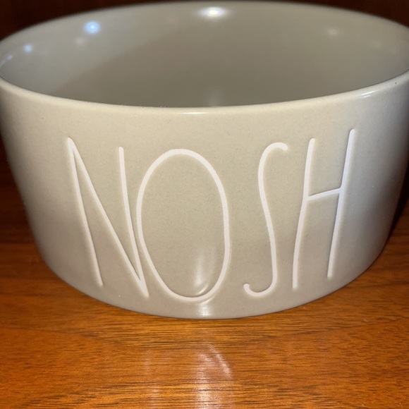 Rae Dunn Ceramic Nosh 6” Pet Dish - Picture 2 of 4